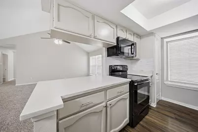 16310 Emberwood Drive, Houston, TX 77070 - Photo 32