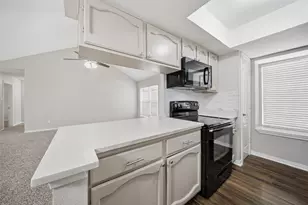 16310 Emberwood Dr, Houston, TX 77070 - Photo 32