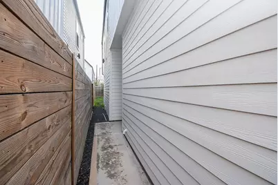 6828 Liverpool, Houston, TX 77021 - Photo 2