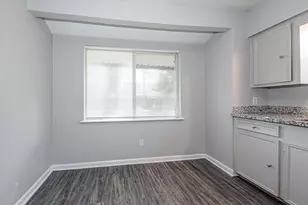 5106 Tavenor Ln, Houston, TX 77048 - Photo 10