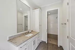 2413 Mimosa Dr, Houston, TX 77019 - Photo 10