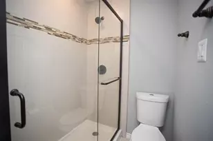 5821 Sunforest Dr, Houston, TX 77092 - Photo 18