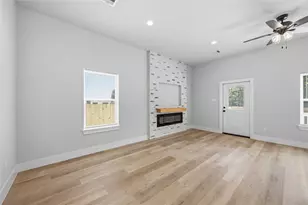 10610 Ashville Dr, Houston, TX 77051 - Photo 14