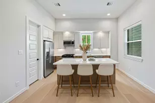 525 Hillwood Hts Dr, Houston, TX 77091 - Photo 14