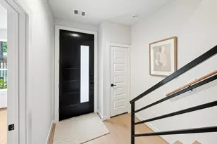 525 Hillwood Hts Dr, Houston, TX 77091 - Photo 8