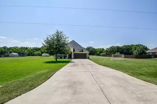4064 Green Pastures, North Zulch, TX 77872 - Photo 4