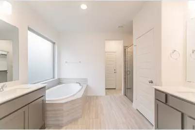 9430 Stablewood Lakes Lane, Tomball, TX 77375 - Photo 24