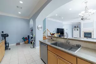 5424 Blossom St, Houston, TX 77007 - Photo 14