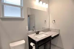 8656 Hollyoaks Creek Ln, Houston, TX 77063 - Photo 22