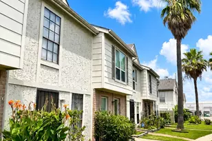 8714 Victorian Village Dr, Houston, TX 77071 - Photo 14