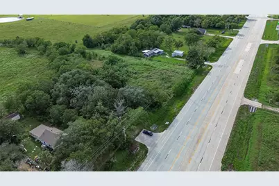 17636 Highway 36, Guy, TX 77444 - Photo 10