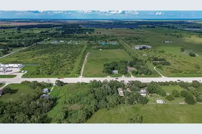 17636 Highway 36, Guy, TX 77444 - Photo 20