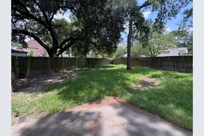 4807 Spanish Oak Drive, Houston, TX 77066 - Photo 4