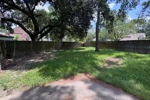 4807 Spanish Oak Dr, Houston, TX 77066 - Photo 4
