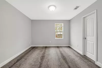 1300 Cypress Street, Baytown, TX 77520 - Photo 12