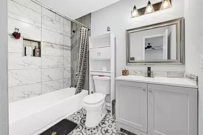 1300 Cypress Street, Baytown, TX 77520 - Photo 18