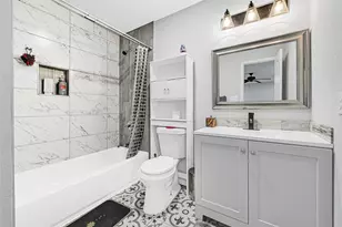 1300 Cypress St, Baytown, TX 77520 - Photo 18