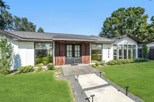 9306 Rosstown Way, Houston, TX 77080 - Photo 1