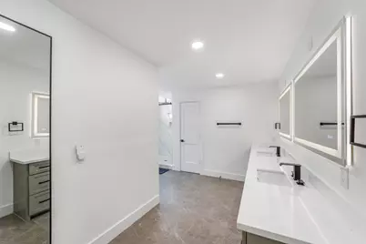 9306 Rosstown Way, Houston, TX 77080 - Photo 28