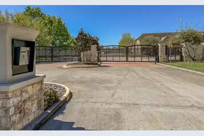 24146 Valencia Ridge Lane, Katy, TX 77494 - Photo 36