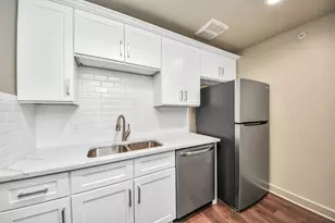 2829 Timmons Ln, Houston, TX 77027 - Photo 12