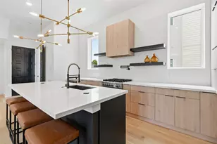 1003 Kern St, Houston, TX 77009 - Photo 12