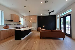 1003 Kern St, Houston, TX 77009 - Photo 2