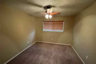 181 Greenleaf Ln, Conroe, TX 77304 - Photo 10