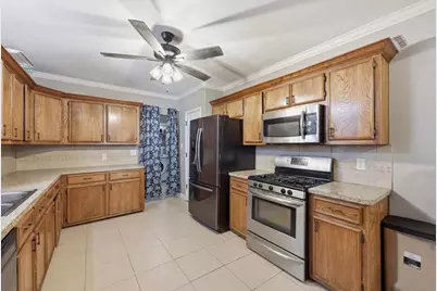 2323 Avenue A, Nederland, TX 77627 - Photo 8