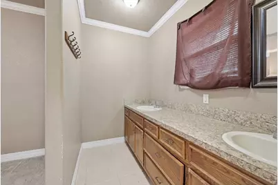 2323 Avenue A, Nederland, TX 77627 - Photo 14