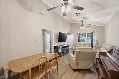 2323 Avenue A, Nederland, TX 77627 - Photo 6