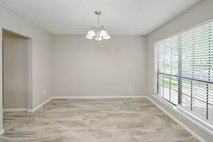 2017 Spinnaker Dr, League City, TX 77573 - Photo 4