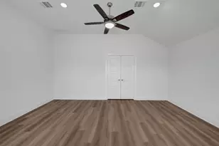 16827 Zavala Wy, Montgomery, TX 77316 - Photo 6