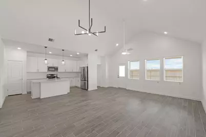 7826 Jade Crest Drive, Angleton, TX 77515 - Photo 18