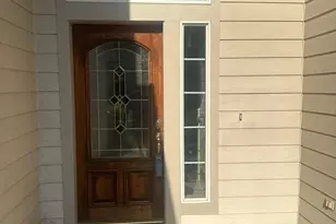 127 W Burberry Cir, Conroe, TX 77384 - Photo 2