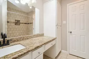 13074 Trail Hollow Dr, Houston, TX 77079 - Photo 26