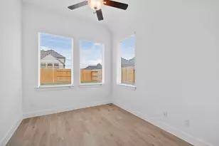 337 Gambels Quail Rd, Waller, TX 77447 - Photo 18