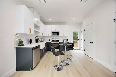 2118 Des Chaumes Street, Houston, TX 77026 - Photo 12