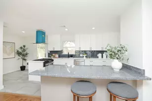 8003 Greenbush St, Houston, TX 77025 - Photo 12