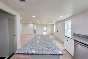 4607 Englewood St, Houston, TX 77026 - Photo 12