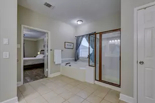 2402 Sarasota Dr, Friendswood, TX 77546 - Photo 24