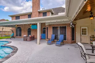 2402 Sarasota Dr, Friendswood, TX 77546 - Photo 40