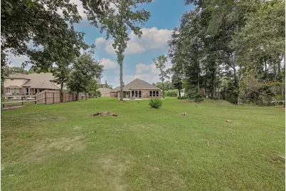 285 Road 66121, Dayton, TX 77535 - Photo 36