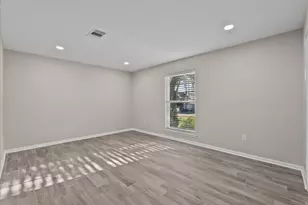 15231 Penn Hills Ln, Houston, TX 77062 - Photo 24