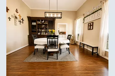 322 N Resident, Wharton, TX 77488 - Photo 6
