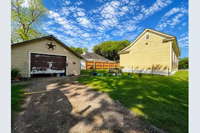 322 N Resident, Wharton, TX 77488 - Photo 20