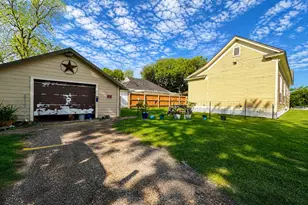 322 N Resident, Wharton, TX 77488 - Photo 20