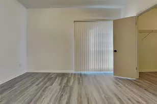 6500 Harbor Town Dr, Houston, TX 77036 - Photo 6