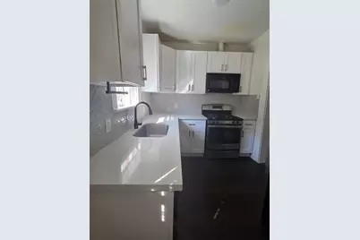114 Canton Street #B 1/2, Houston, TX 77012 - Photo 2