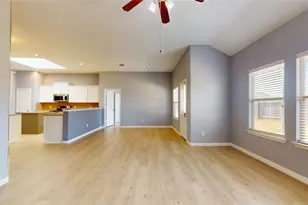 18322 Red Oak Manor Ln, Cypress, TX 77433 - Photo 10